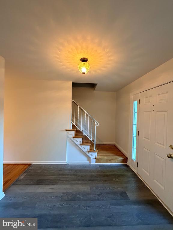 Building Photo - 9513 Stevebrook Rd