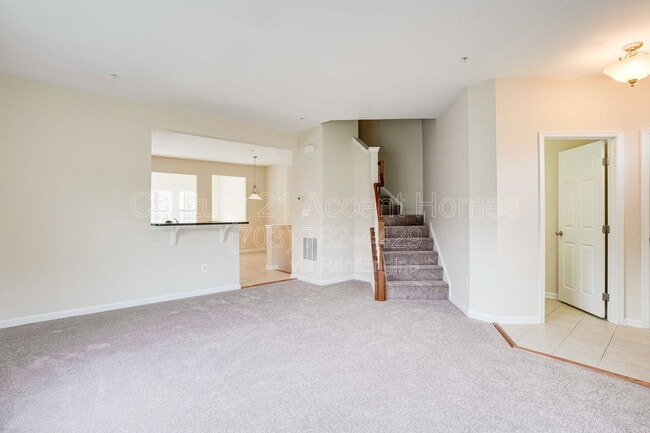 Building Photo - 23515 Forest Haven Way