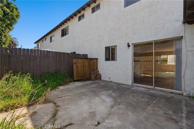 Building Photo - 654 Ohio Ave