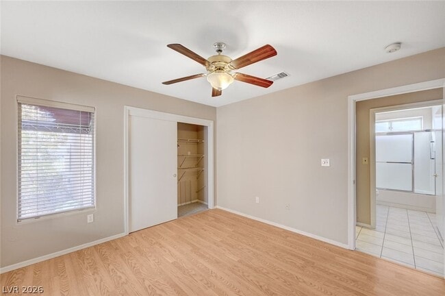 Building Photo - 9356 Villa Ridge Dr