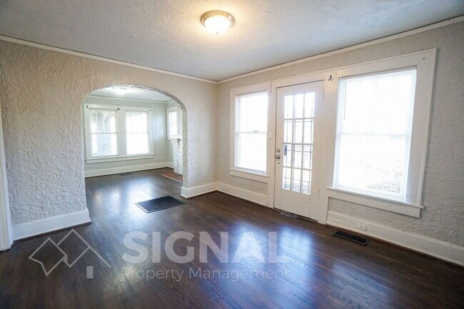 Building Photo - 7801 6th Ave S