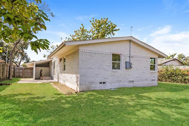 Building Photo - 3209 Millmar Dr