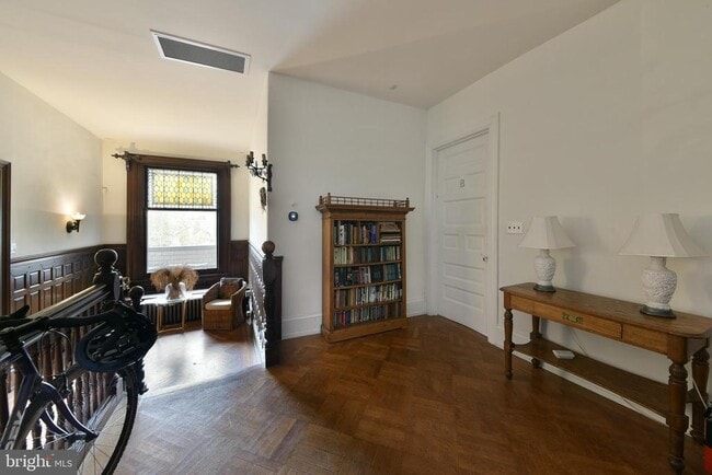 Building Photo - 8306 Crittenden St