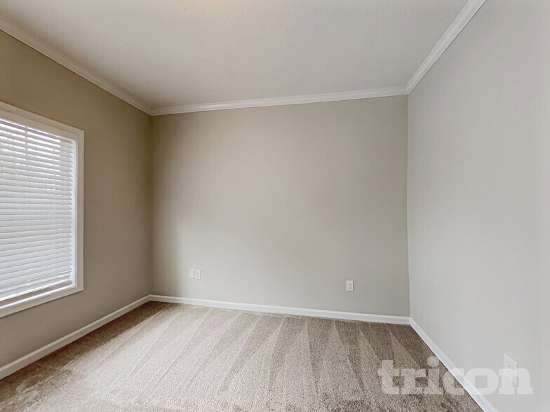 Building Photo - 295 Wisteria Blvd