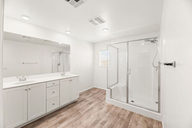 Building Photo - 28357 Cats Claw Dr