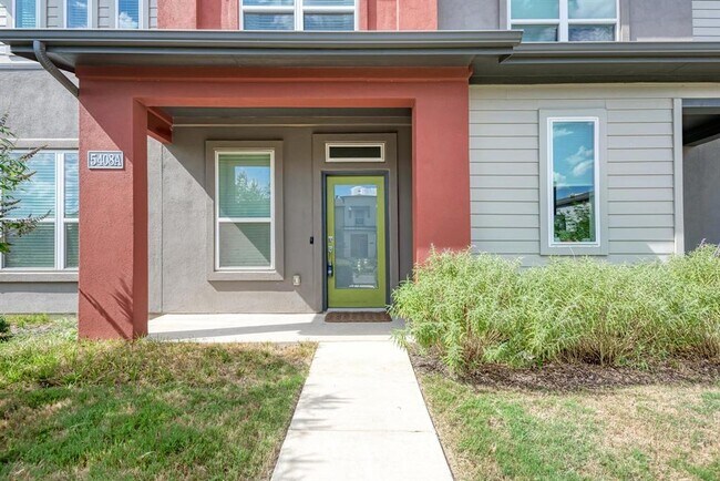 Building Photo - 5408a Baythorne Dr