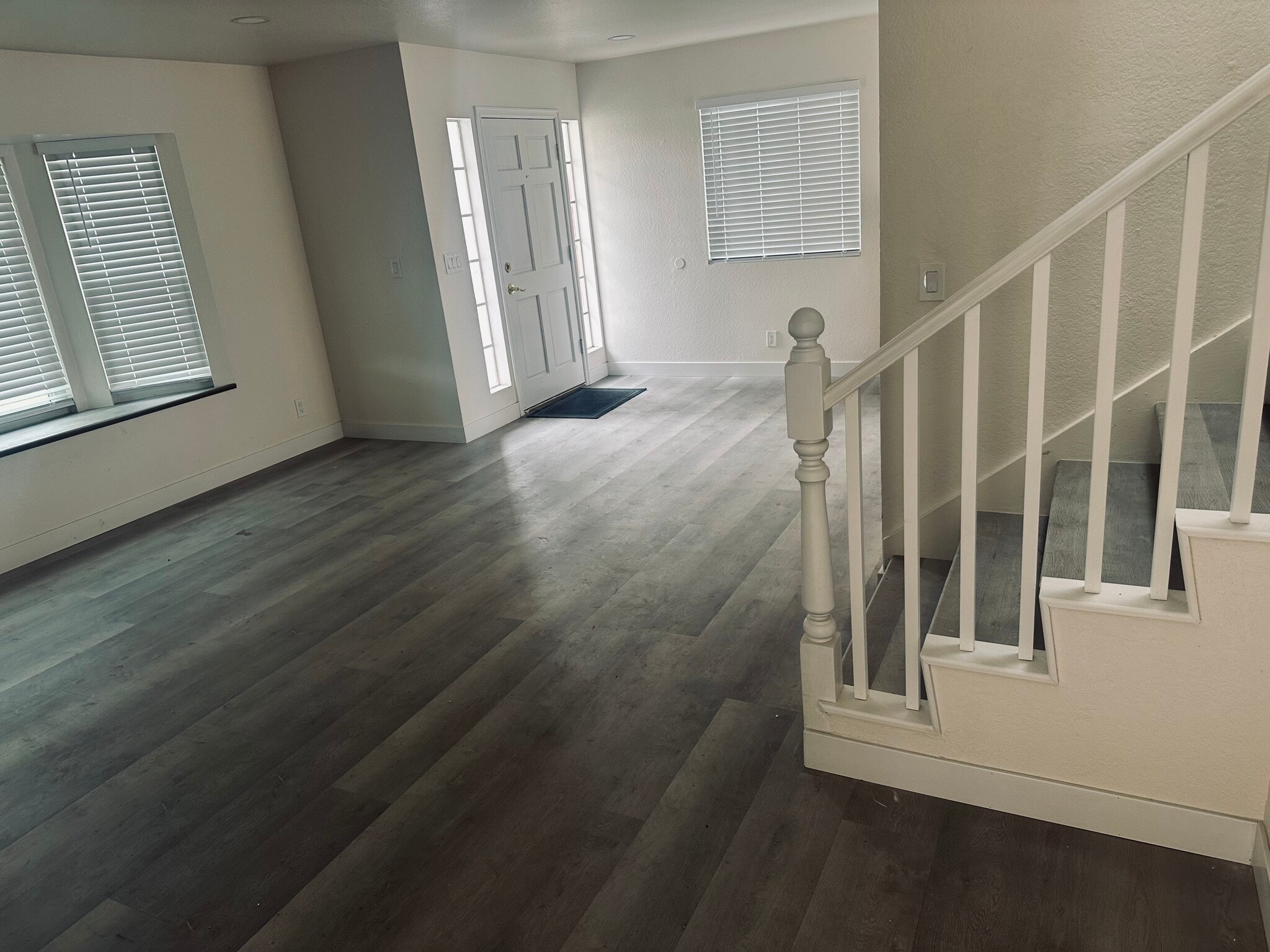 Building Photo - 4626 W 166th St