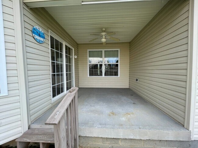 Building Photo - Awesome Home Great Location for Rent