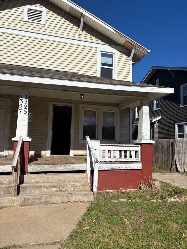 Primary Photo - Stylish Two-Story Duplex Living: 2 Beds, 1 Bath (Ask about our special)