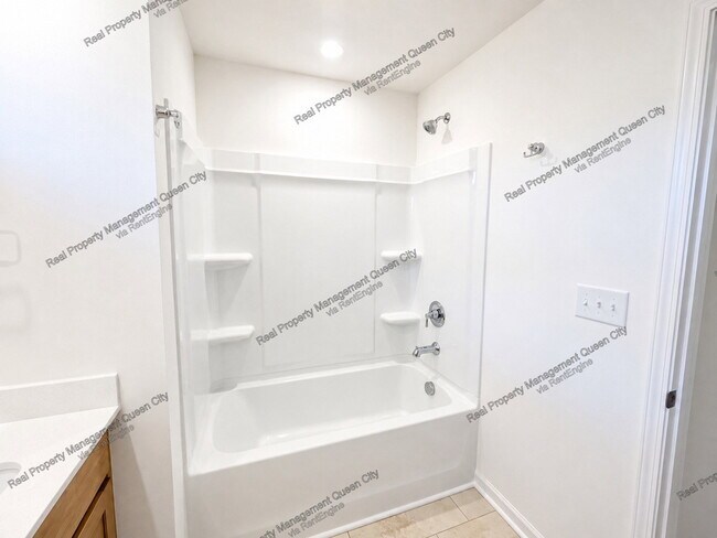 Building Photo - 3105 Lilac Grove Dr