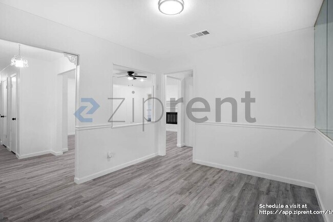 Building Photo - 6829 Shadydale Dr
