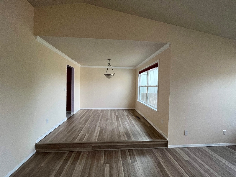 Building Photo - 15546 NW White Fox Dr