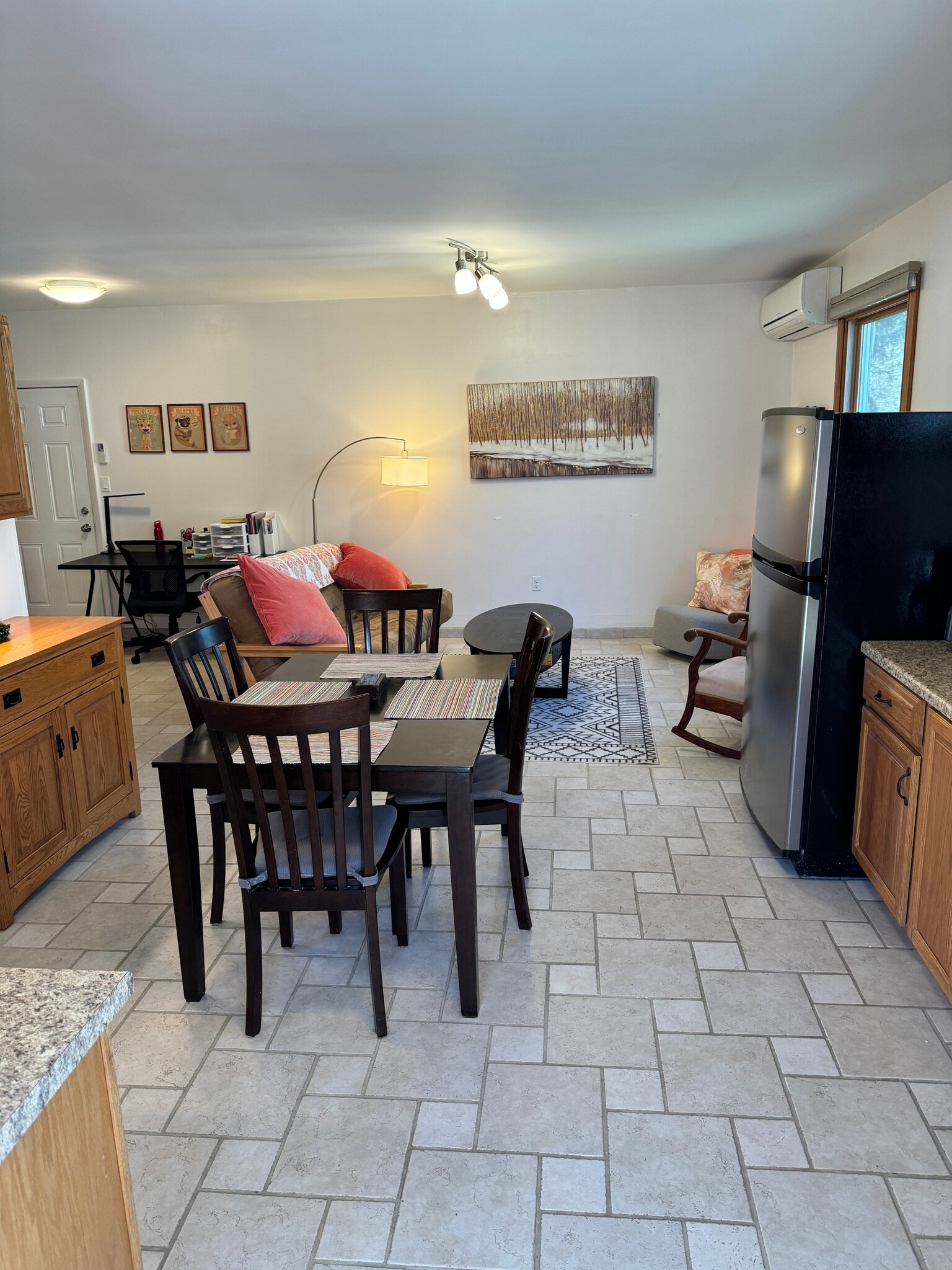 Building Photo - 1416 Hanshaw Rd