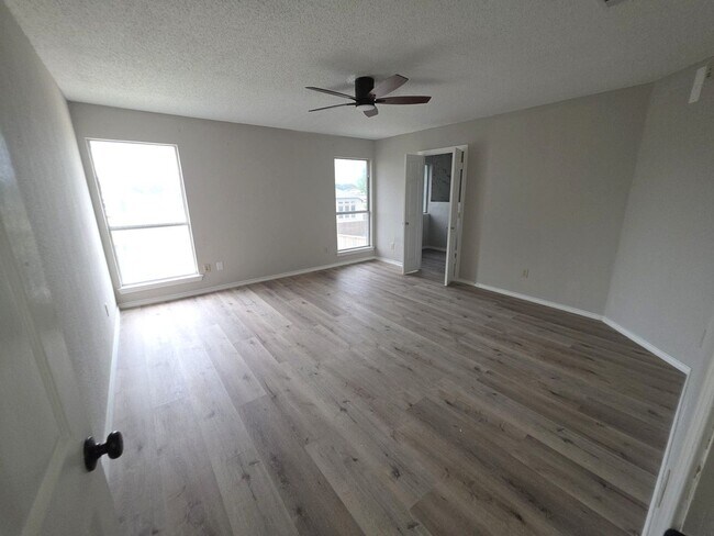 Building Photo - Spacious 4-Bedroom Home with Pool & Spa in...