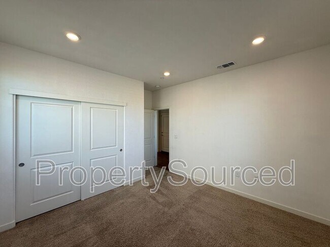 Building Photo - 754 Shearwater Rd