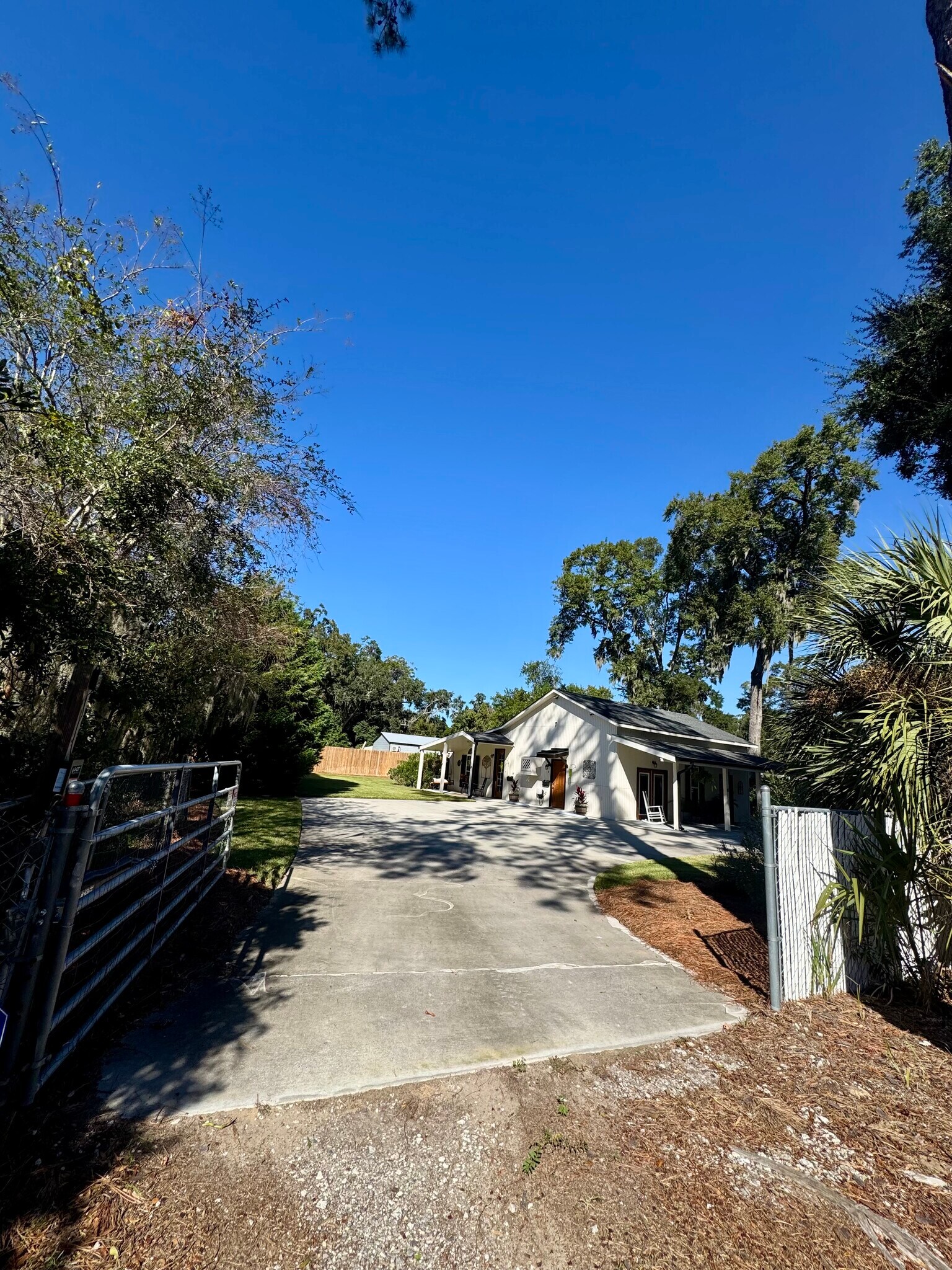 Building Photo - 3 Lang St