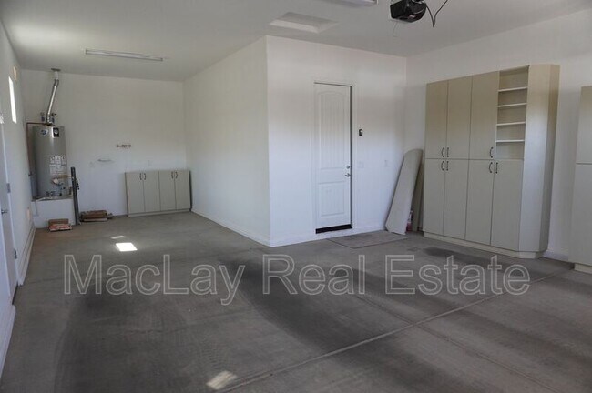 Building Photo - 22777 E Orion Way