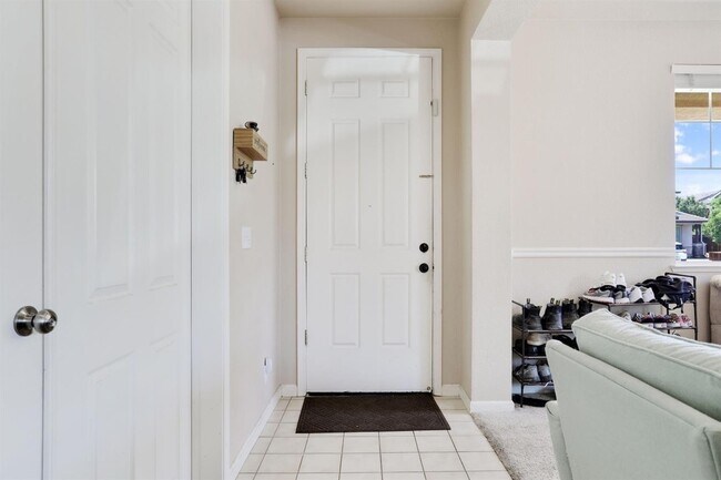 Building Photo - 4693 Morning Brook Ln