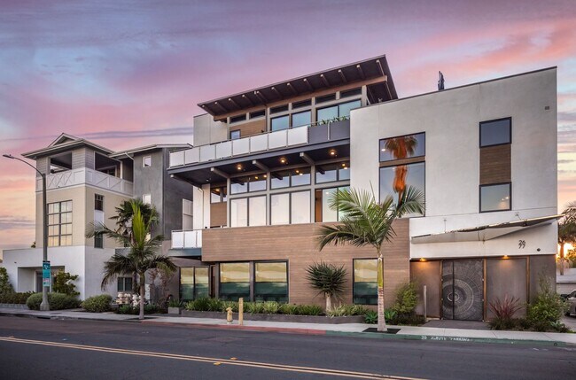 Primary Photo - 2677 State St