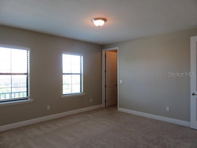 Building Photo - 5827 Title Row Dr