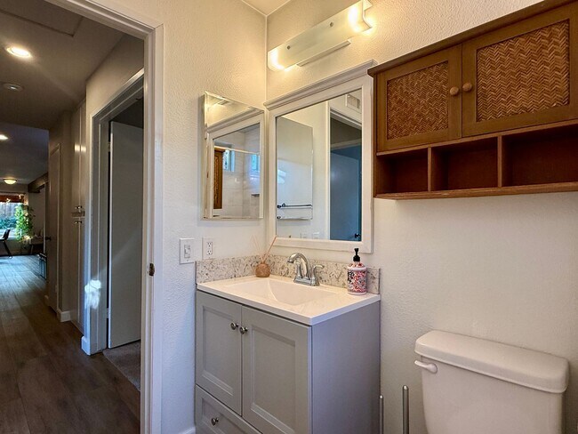 Building Photo - Ranch Style Home in Rancho Pondarosa Community