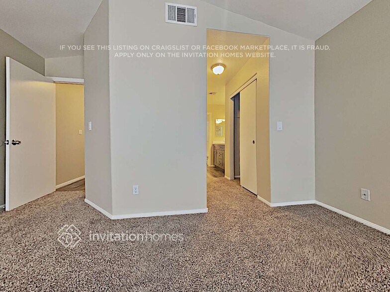 Building Photo - 3368 Stacey Lyn Dr