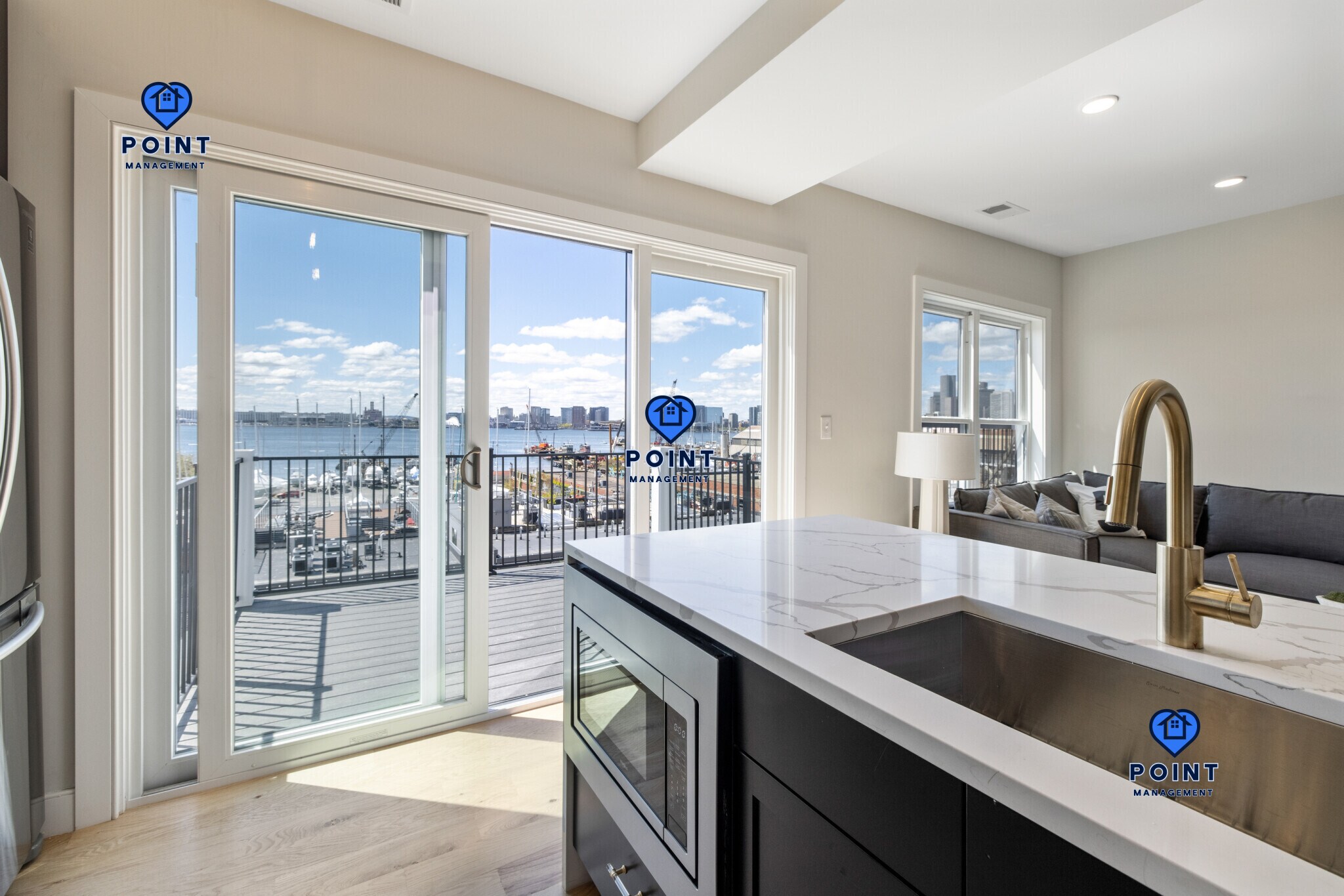 Building Photo - 275 Webster St