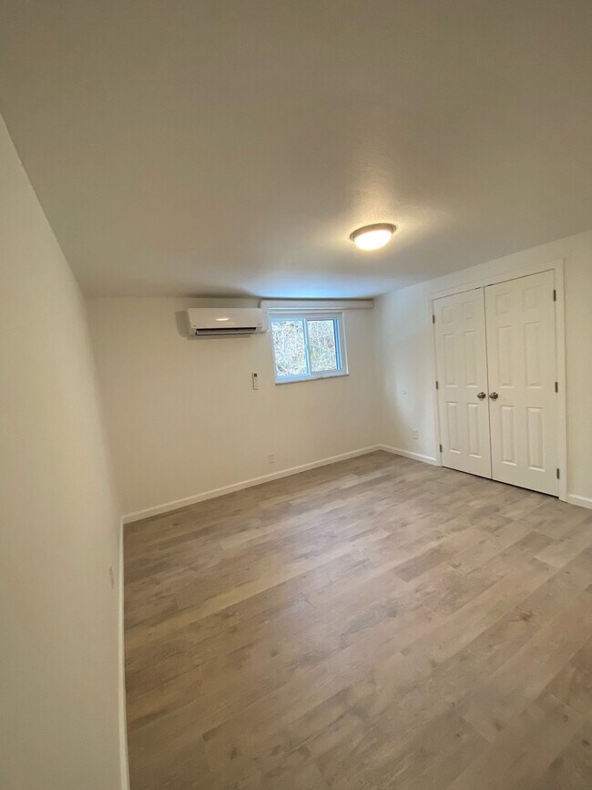 Building Photo - 67 Locust Ridge Dr