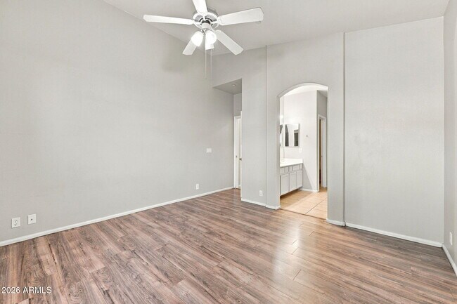 Building Photo - 8776 W Cherry Hills Dr