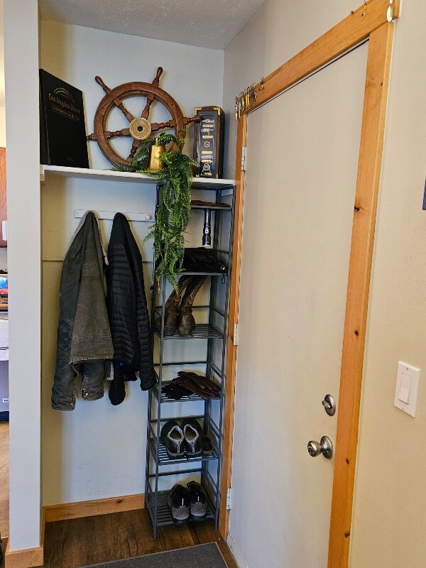 Building Photo - 13 Sparta Plaza