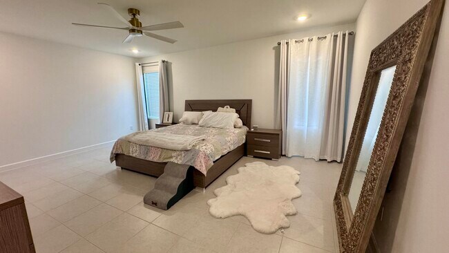 Building Photo - 6371 Windwood Wy