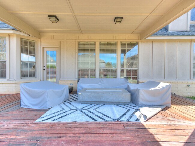 Building Photo - Gorgeous 2 Story Home In Bixby Schools!