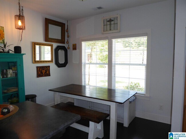 Building Photo - 2865 Montevallo Park Rd