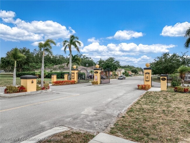 Building Photo - 1415 Las Villas Blvd