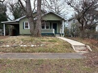 Building Photo - Rare Downtown Asheville Rental: 3BR/2BA House with Huge Yard & City Convenience- Dogs allowed!