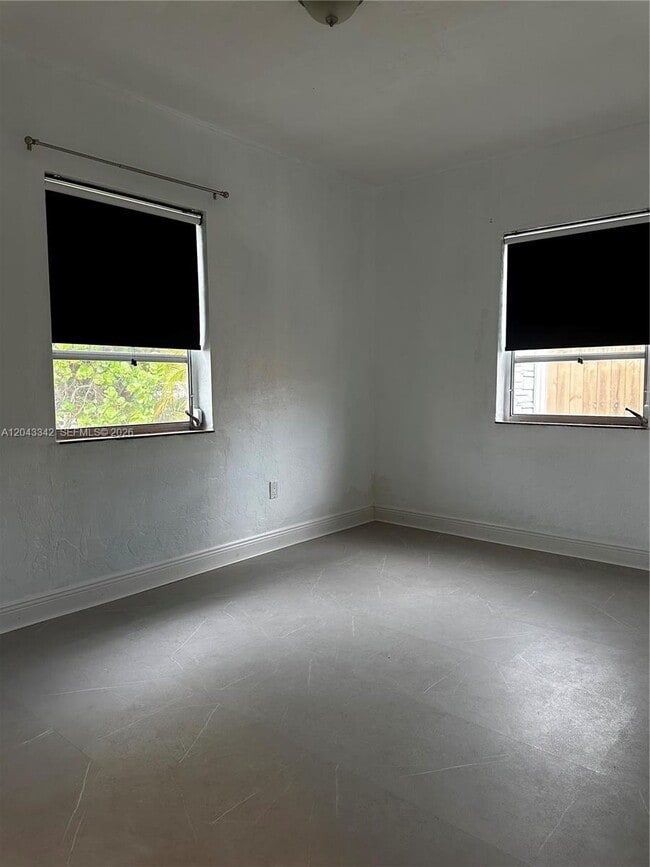 Building Photo - 7540 SW 37th St