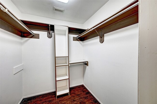 Building Photo - 5103 Temple Bell Dr
