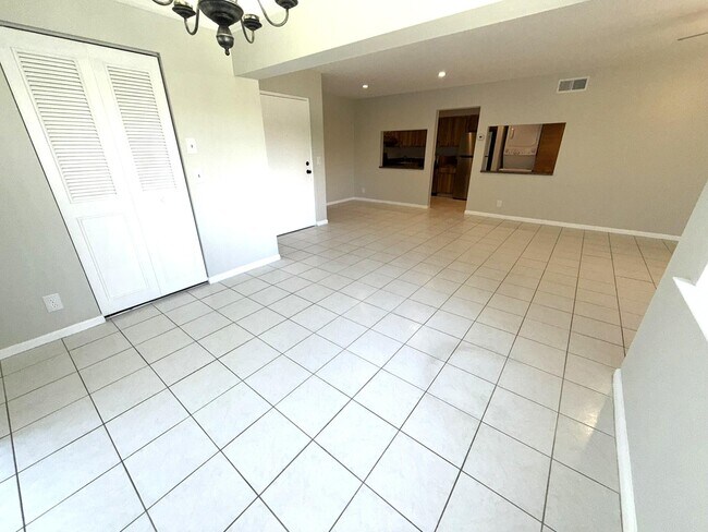 Building Photo - 4987 Sable Pine Cir