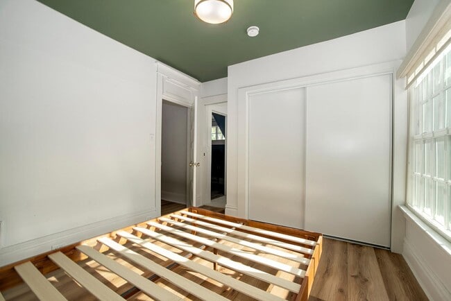 Building Photo - Beautifully Updated Home for Rent | Classic Charm with Modern Upgrades