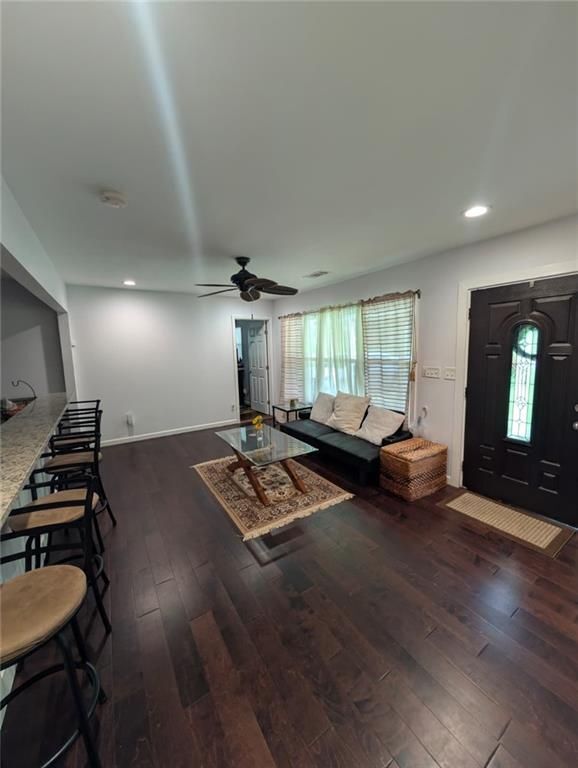 Building Photo - 3221 Bobolink Dr