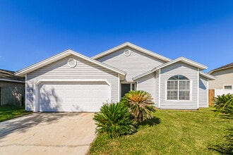 Building Photo - 8465 Rockridge Dr