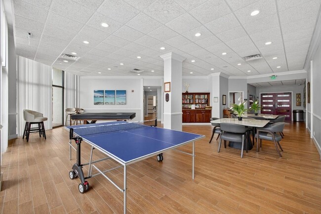 Building Photo - 9650 S Ocean Dr