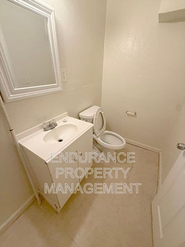 Building Photo - 150 W 15th St