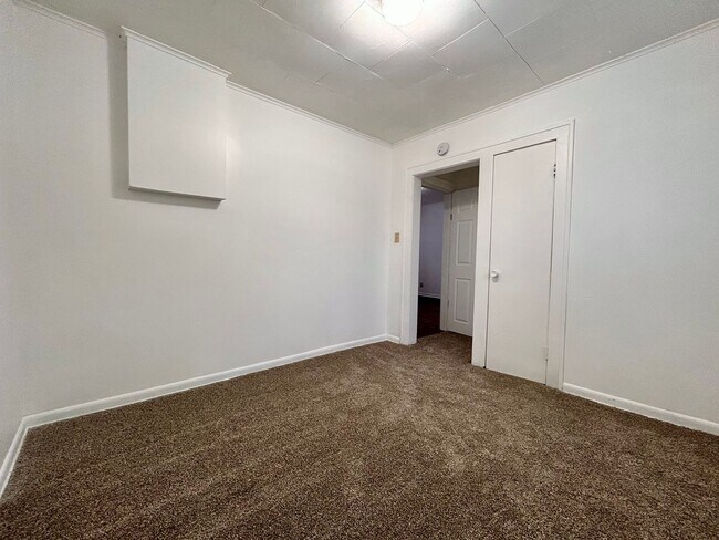 Building Photo - 1471 Hoyt St