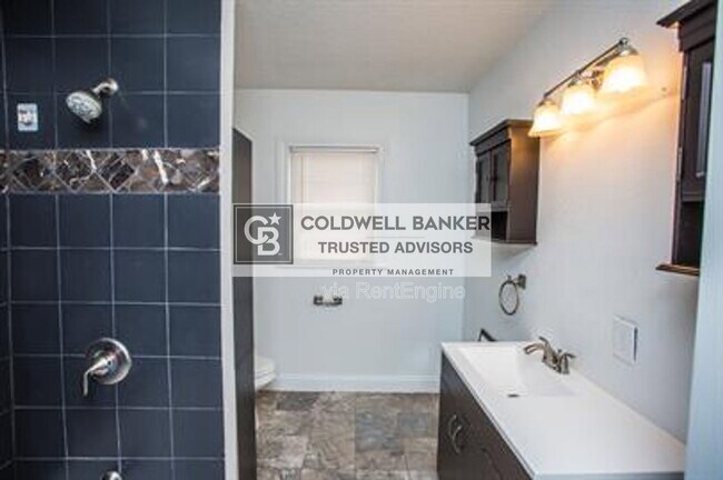 Building Photo - 1602 Avenue X