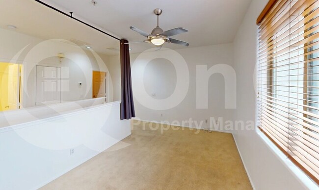 Building Photo - 1225 N 36th St