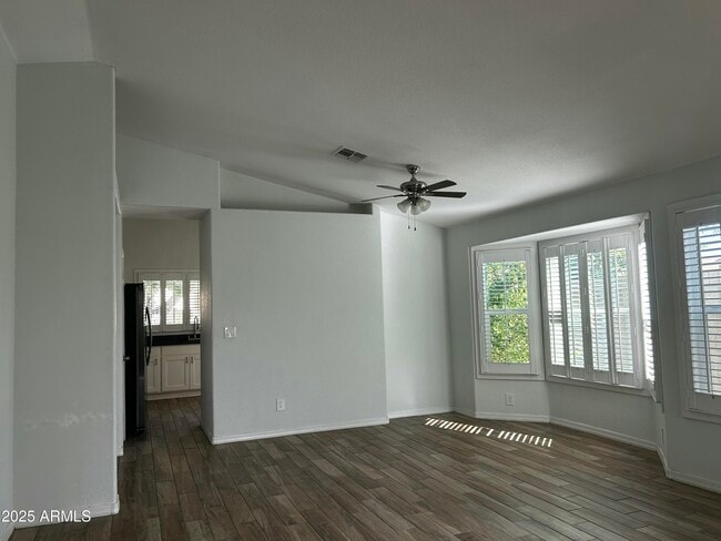 Building Photo - 4020 W Chama Dr