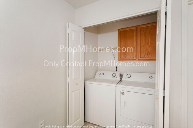 Building Photo - One Bedroom in Argay Terrace - Price Reduc...