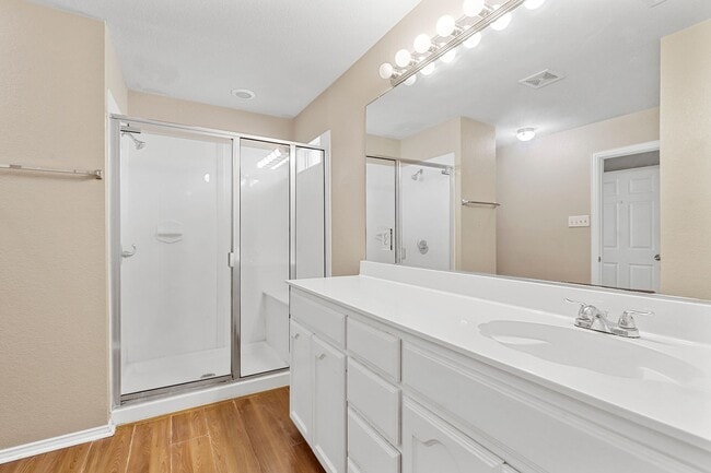 Building Photo - Lovely 2 Story 3/2.5/2 in NORTHWEST ISD Available Now!