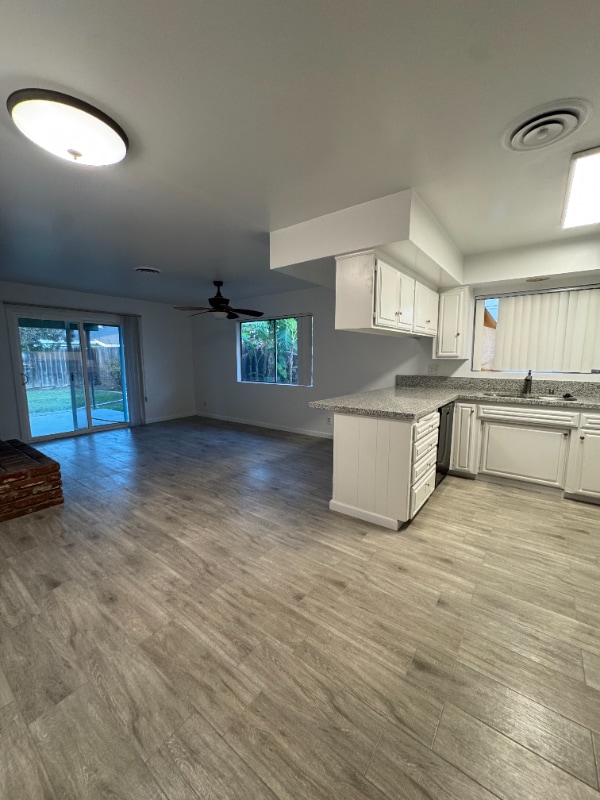 Building Photo - 5904 Daggett Ave